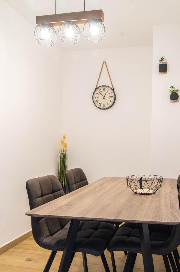 Kirabela Apartman *